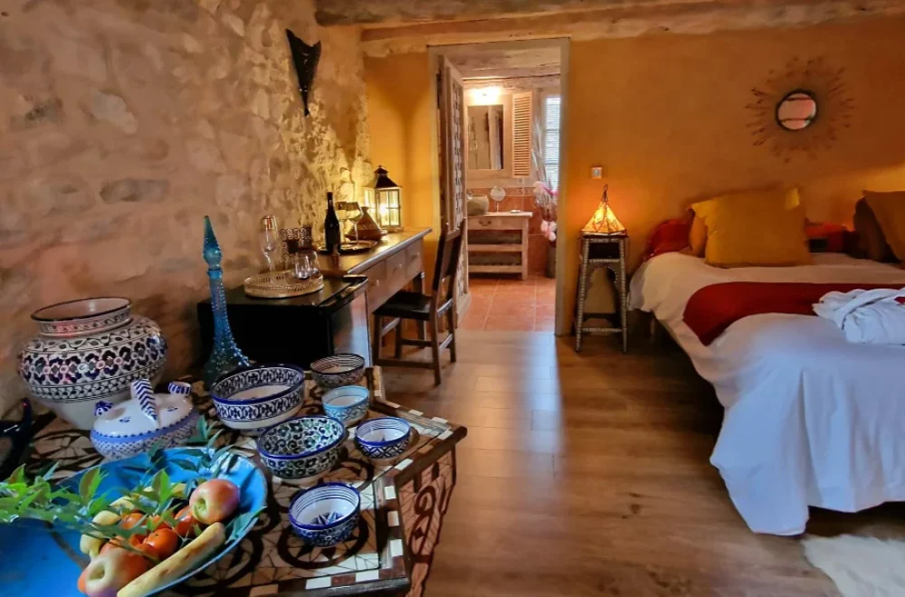 Partie couchage de la suite orientale Mille et 1 Nuits